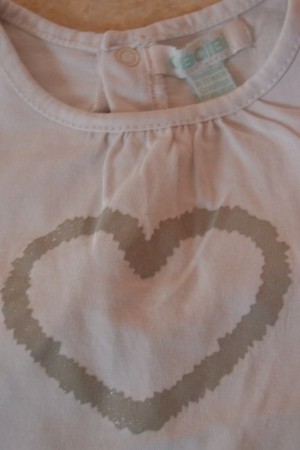 détails du T-Shirt Obaibi